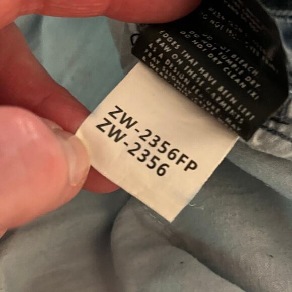 ZGY Denim High Rise Distressed Wide Leg Jeans Size 28 Raw Hem Straight Fit - Picture 8 of 9